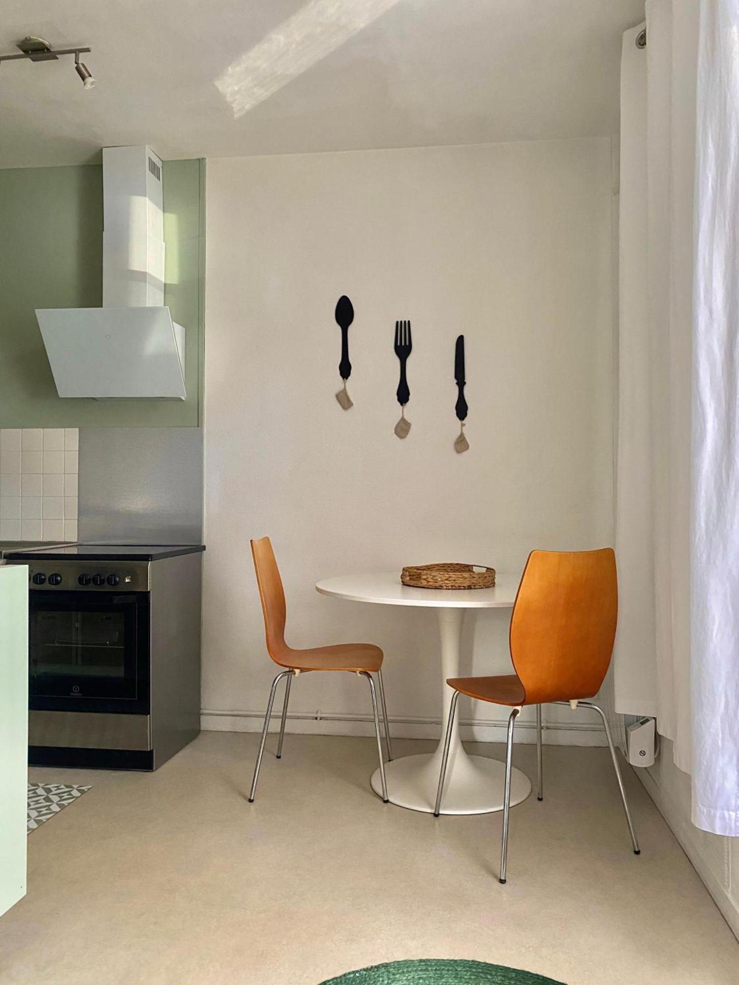 Agreable Petit Gite Avec Piscine Et Jardinet Salies-de-Béarn Εξωτερικό φωτογραφία