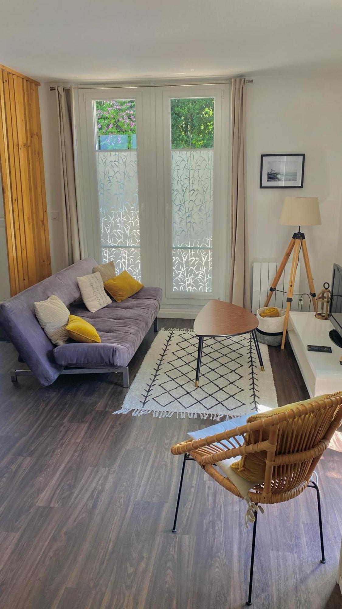 Agreable Petit Gite Avec Piscine Et Jardinet Salies-de-Béarn Εξωτερικό φωτογραφία